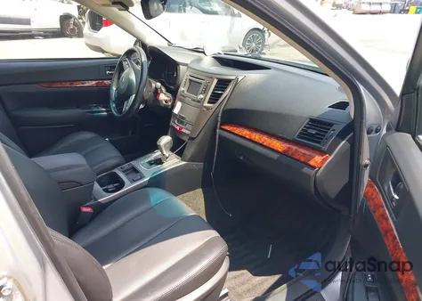 2012 Subaru Outback 3.6R Limited z USA, uszkodzony, nr VIN 4S4BRDKC1C2236870